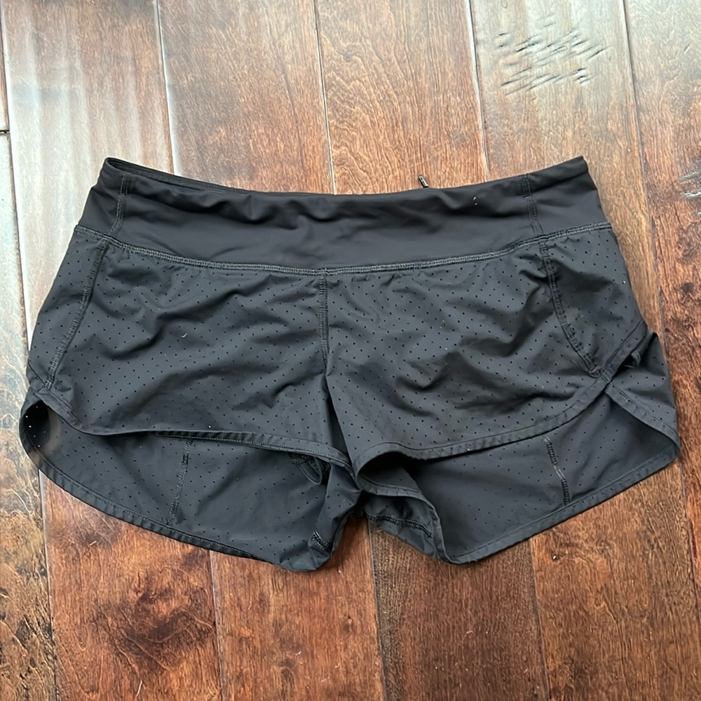 //LULULEMON// 3” Speed Up Shorts